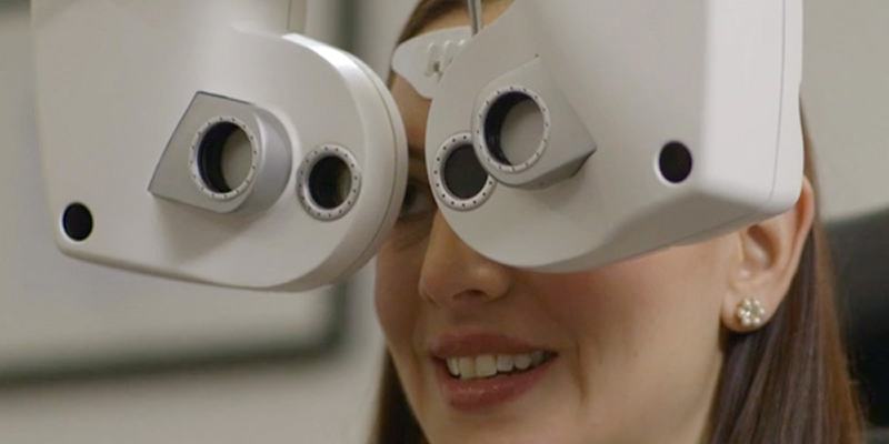 Phoroptor VRx installed in modern exam lane